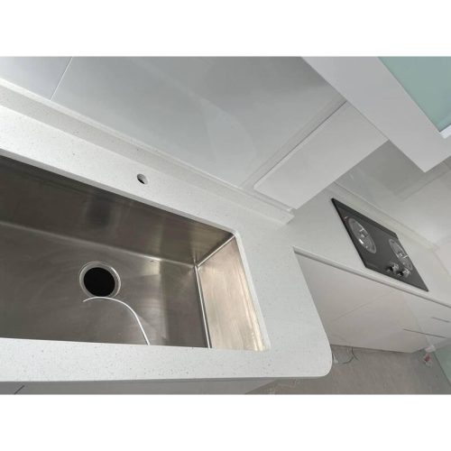 Đá nhân tạo Vicostone Crystal Ivory BQ850 4 Ảnh thực tế đá nhân tạo Vicostone Crystal Ivory BQ850