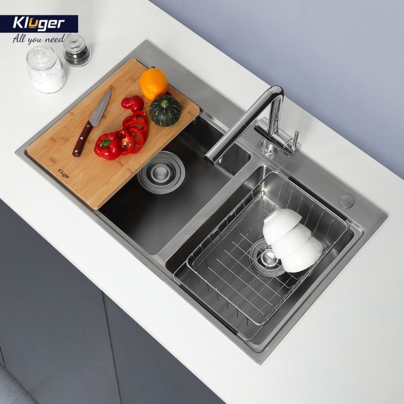 Ảnh chậu rửa bát 2 hố Kluger KW8211S-S84 Ảnh chậu rửa bát 2 hố Kluger KW8211S-S84