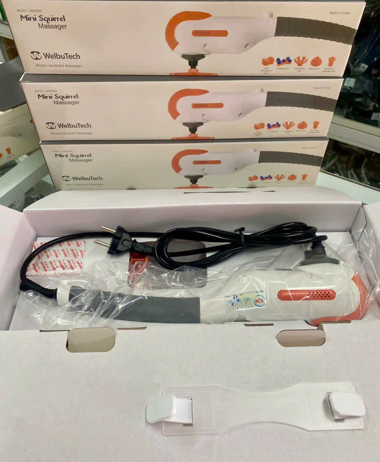 Máy massage cầm tay Welbutech Squirrel MSV-5552 - Nhập khẩu Hàn Quốc 6 May massage cam tay Welbutech Squirrel MSV 5552 Nhap khau Han Quoc 6