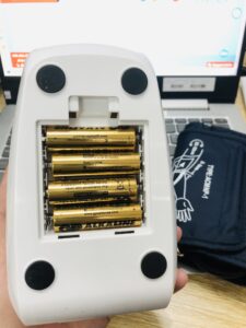 máy đo huyết áp 6021