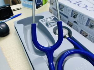 ống nghe ADC 608 V
