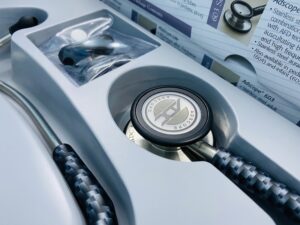 ống nghe ADC 608 CF