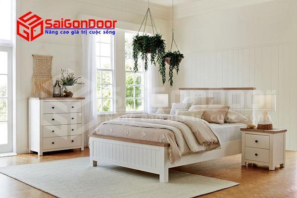 Các sắp xếp cửa và nội thất trong phòng ngủ