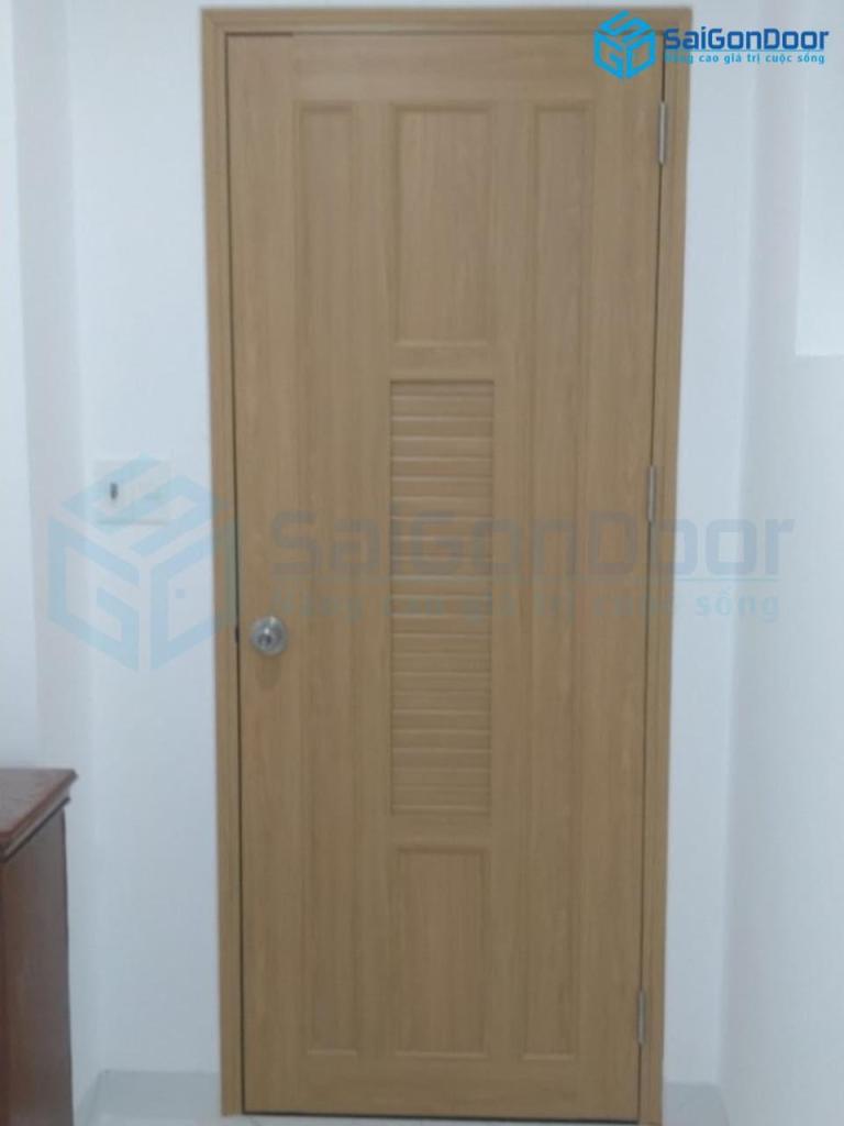 Cửa Nhựa Đài Loan