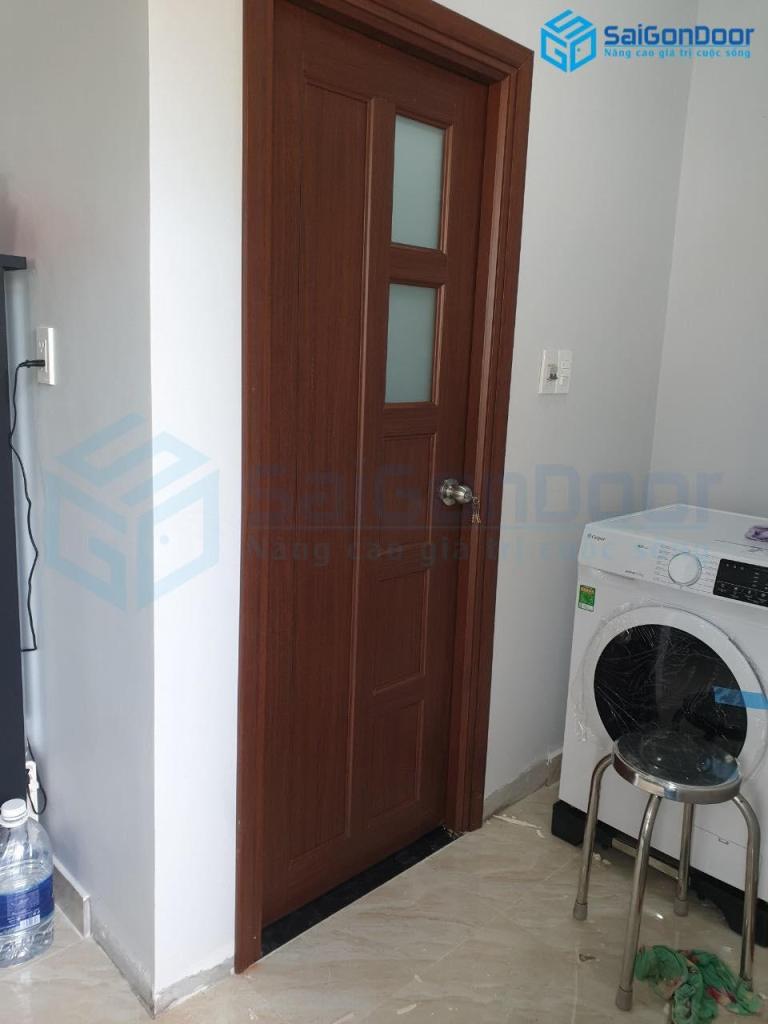 CỬA NHỰA ĐÀI LOAN