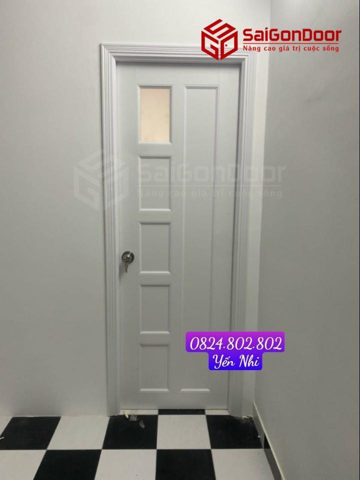 Cửa Nhựa Đài Loan