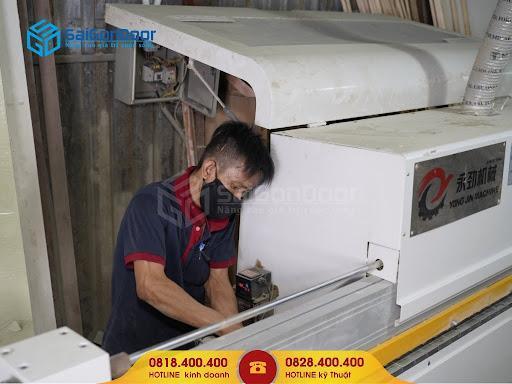 Hình ảnh công nhân Win đang làm việc