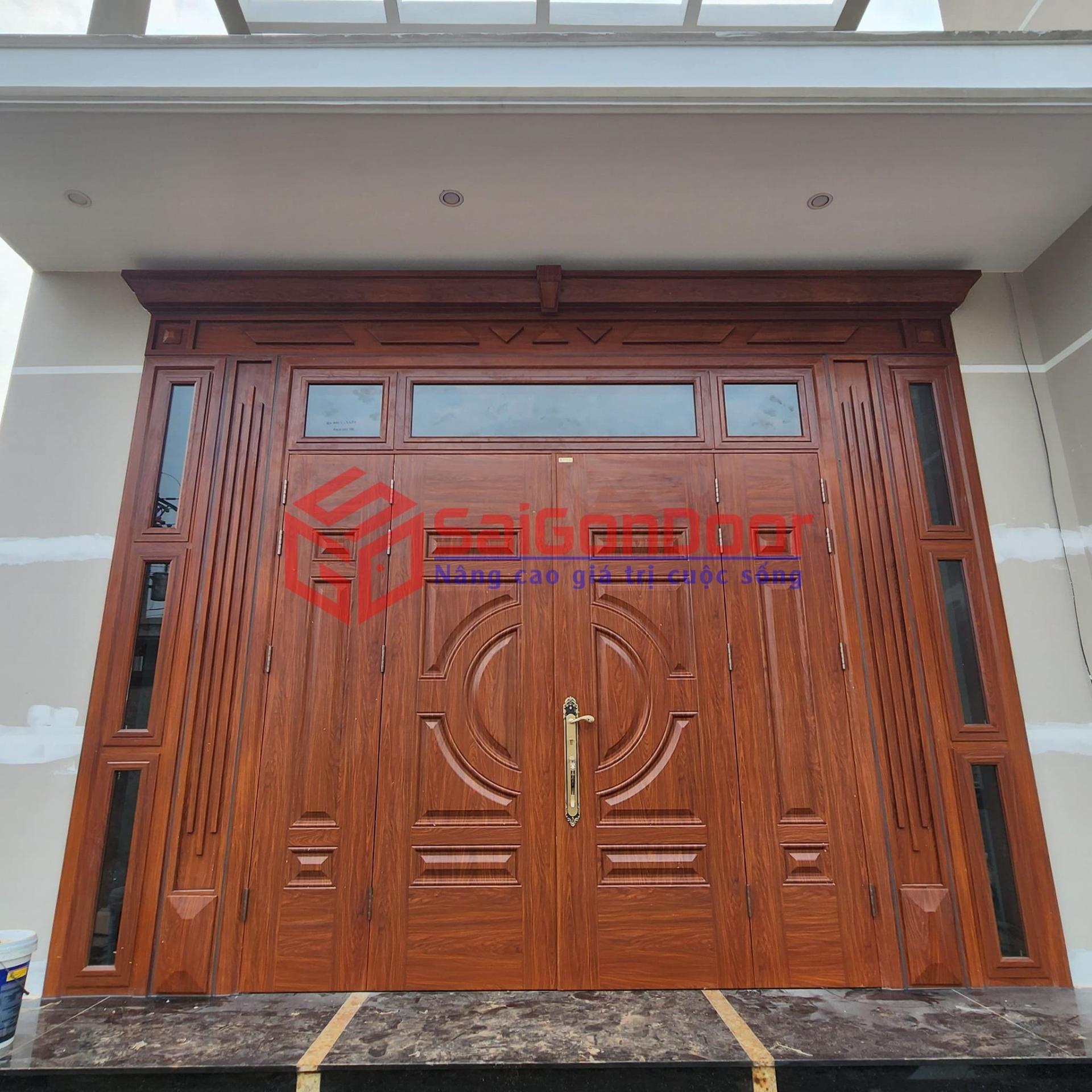Cửa thép vân gỗ bền đẹp giá rẻ tại Cần Thơ