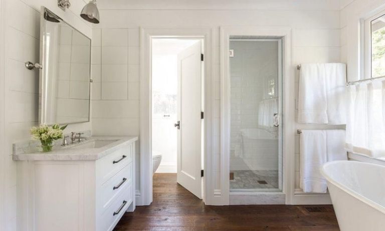 Cửa nhà vệ sinh tại TPHCM là sản phẩm có chất lượng ra sao? 8 Cửa nhà vệ sinh tại TPHCM