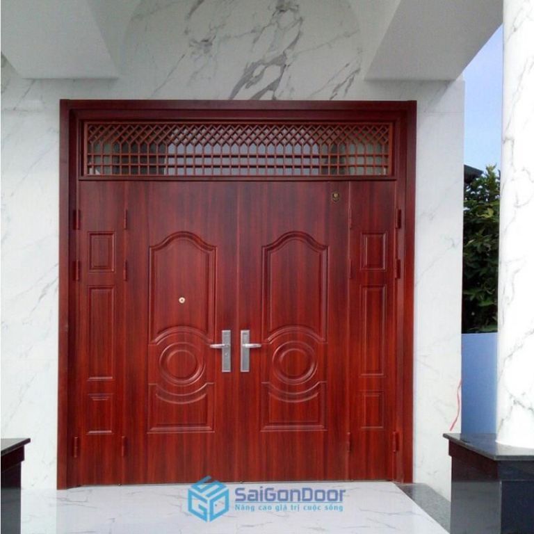 Top 10 mẫu cửa thép vân gỗ cao cấp giá rẻ từ 2.500.000VND/m2 8 gia-cua-thep-chong-chay-van-go-8