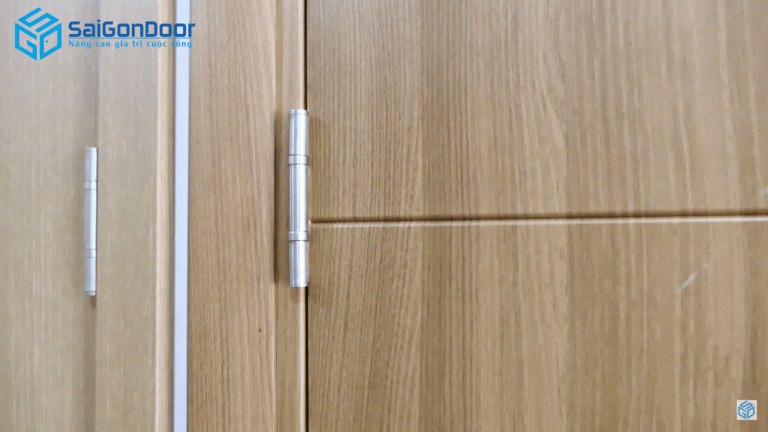 Cận cảnh bản lề cửa nhựa ABS Hàn Quốc Cận cảnh bản lề cửa nhựa ABS Hàn Quốc