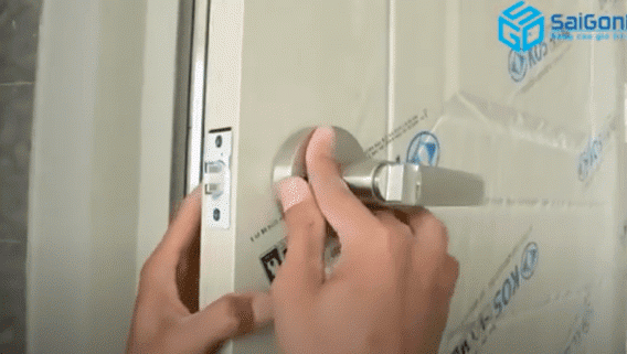 Lắp khoá cửa Lắp khoá cửa