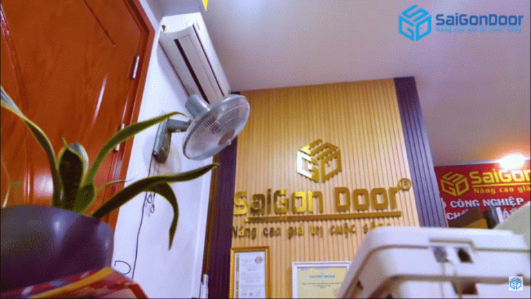 GIỚI THIỆU SHOWROOM SAIGONDOOR QUẬN 7 CUNG CẤP CỬA GỖ, CỬA NHỰA 8 khong gian