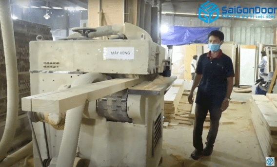 Máy rong xẻ gỗ Máy rong xẻ gỗ