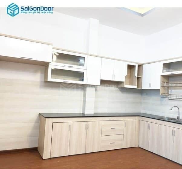 Tủ bếp nhựa cao cấp thiết kế vân gỗ Tủ bếp nhựa cao cấp thiết kế vân gỗ