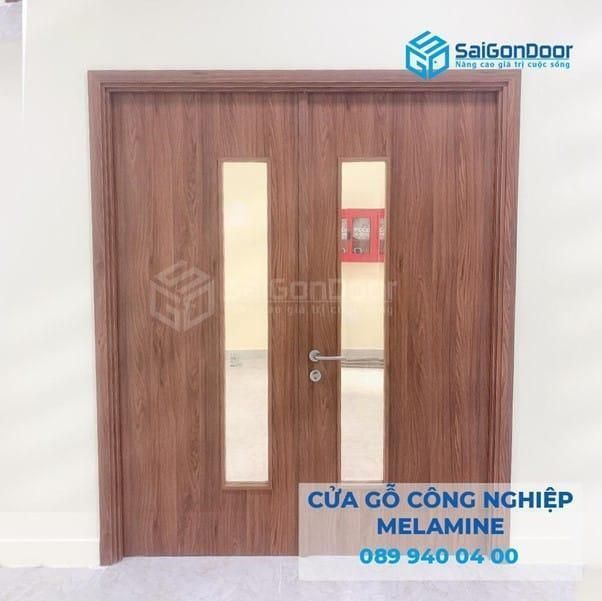 Cửa gỗ thông phòng Cửa gỗ thông phòng