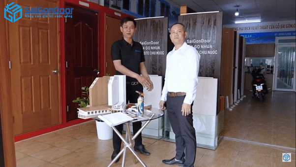 Hình ảnh thực tế cửa nhựa gỗ composite. Hình ảnh thực tế cửa nhựa gỗ composite.