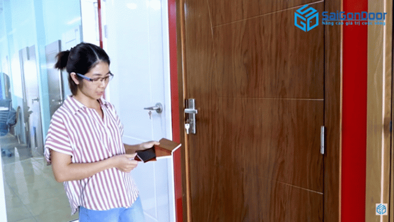 Cửa composite có khả năng chống nước, chống ẩm tốt. Cửa composite có khả năng chống nước, chống ẩm tốt.