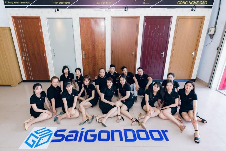 TUYỂN GẤP NHÂN VIÊN CHĂM SÓC TRANG WEB VÀ ĐĂNG TIN 6 HVT 5815