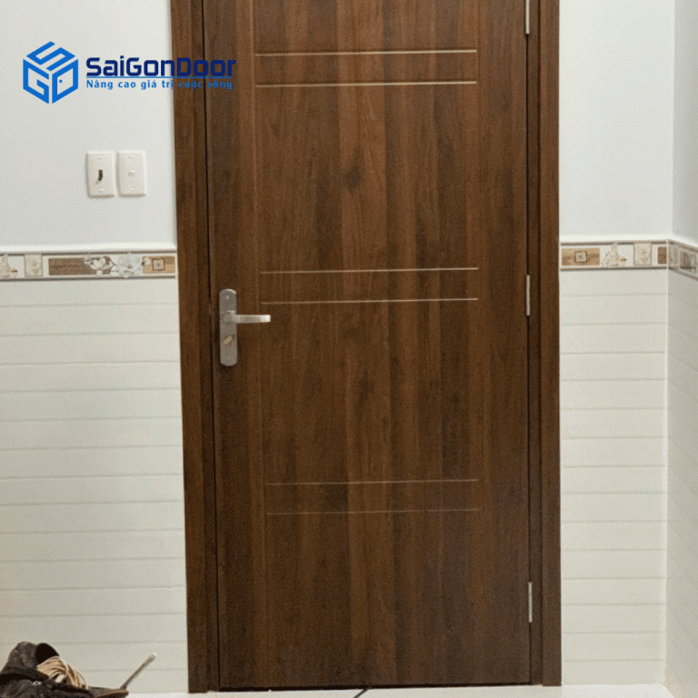 Hình ảnh thực tế cửa nhựa giả gỗ 1 Hình ảnh thực tế cửa nhựa giả gỗ 1