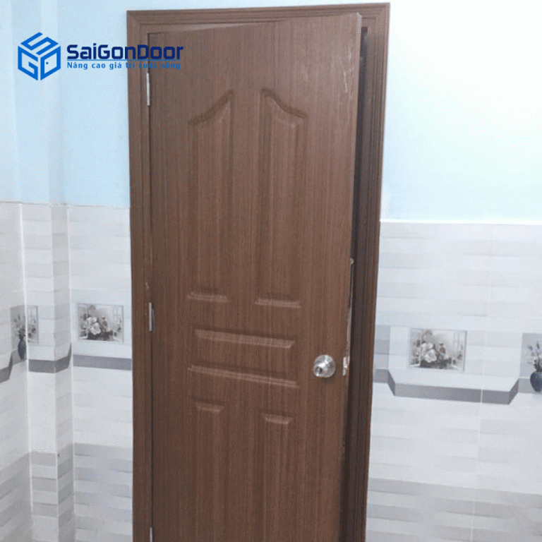 Hình ảnh thực tế cửa nhựa giả gỗ 2 Hình ảnh thực tế cửa nhựa giả gỗ 2