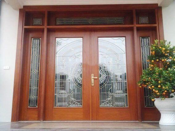 So sánh cửa gỗ và cửa nhôm xingfa - Loại cửa nào bền hơn? 8 Ưu điểm nổi bật cửa gỗ