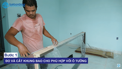 SaiGonDoor lắp đặt cửa gỗ Melamine tại nhà trọ đang xây SaiGonDoor lắp đặt cửa gỗ Melamine tại nhà trọ đang xây