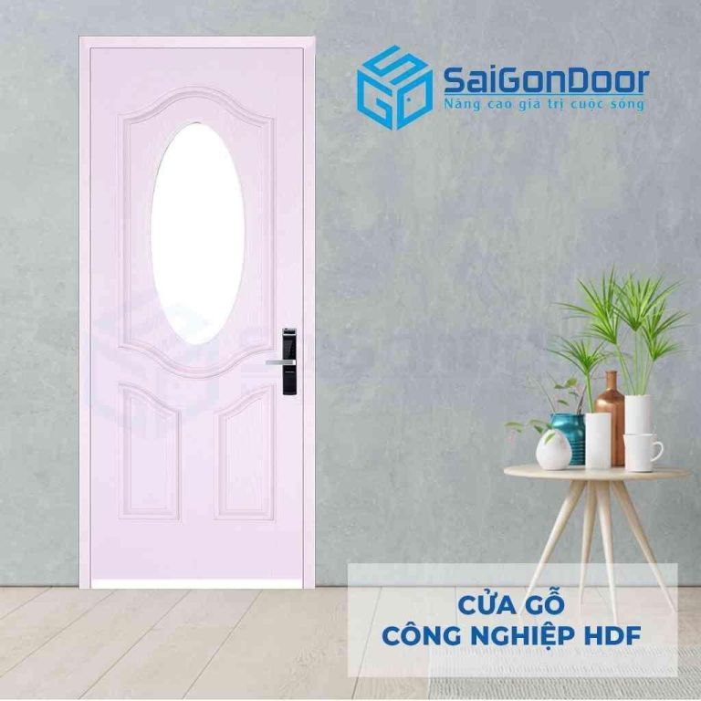 Với cửa ra vào nên chú trọng đến tính an toàn của cửa cửa sổ và cửa ra vào