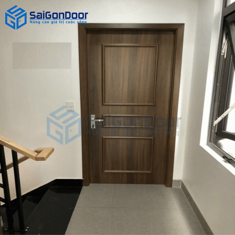 Cửa còn có tác dụng điều chỉnh ánh sáng và giúp lưu thông gió cho phòng ngủ Tư vấn lựa chọn cửa phòng ngủ phù hợp