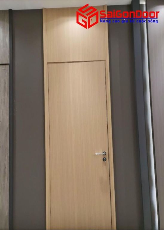 Hình ảnh thực tế cửa nhựa composite Hình ảnh thực tế cửa nhựa composite