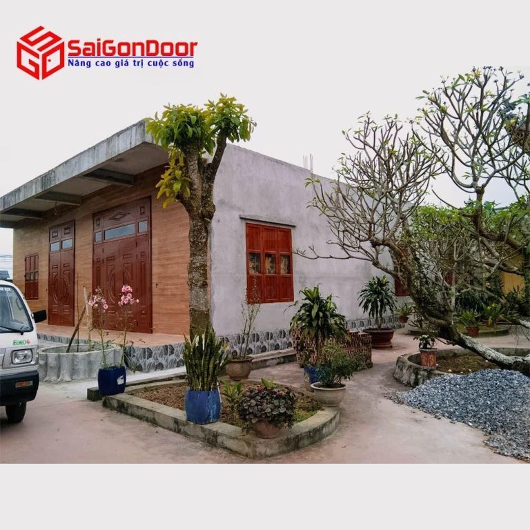 6 Lưu Ý Quan Trọng Khi Mua Cửa Sắt Giả Gỗ Sóc Trăng 8 Mẫu cửa sắt vân gỗ được ưa chuộng hiện nay vì sở hữu nhiều ưu điểm nổi bật