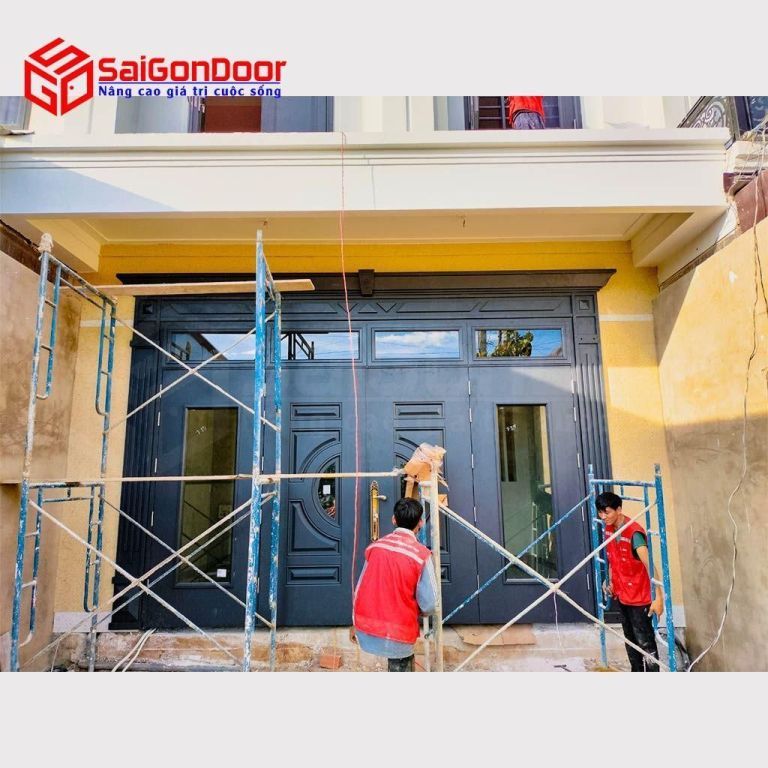 Tất Tần Tật Thông Tin Chi Tiết Về Cửa Thép Vân Gỗ Quận 4 12 Nên cân nhắc lắp đặt cửa thép vân gỗ quận 4