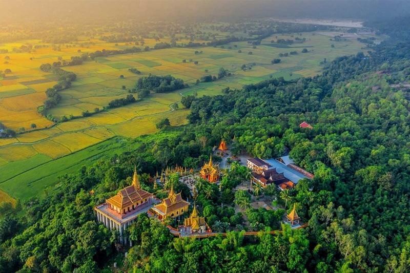 Nhu cầu sử dụng cửa thép vân gỗ tại An Giang