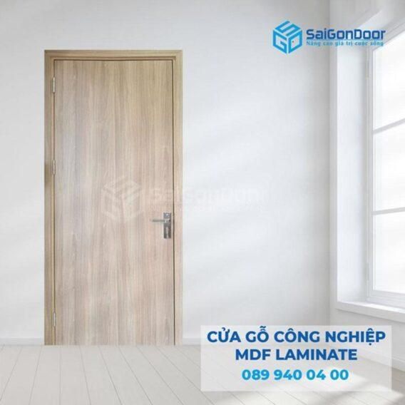 THI CÔNG CỬA GỖ KHÁCH SẠN TẠI QUẬN 7