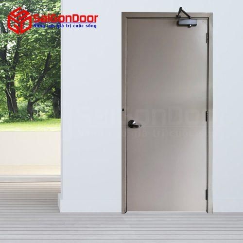 Cửa thép chống cháy TCC P1 xám trằng dùng cùi chỏ hơi thuỷ lực