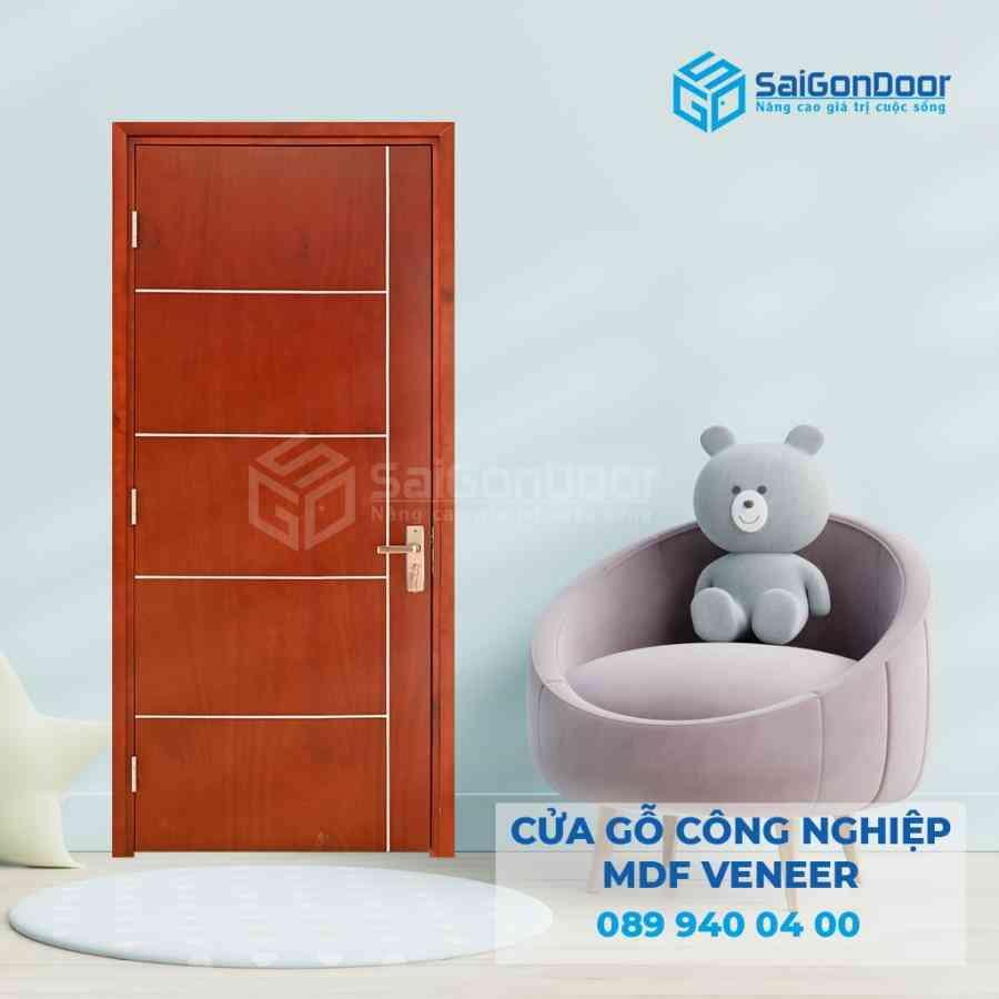 Cua-go-MDF-veneer-P1R5-xoan-dao-3..jpg-SGD-MDFVe.jpg