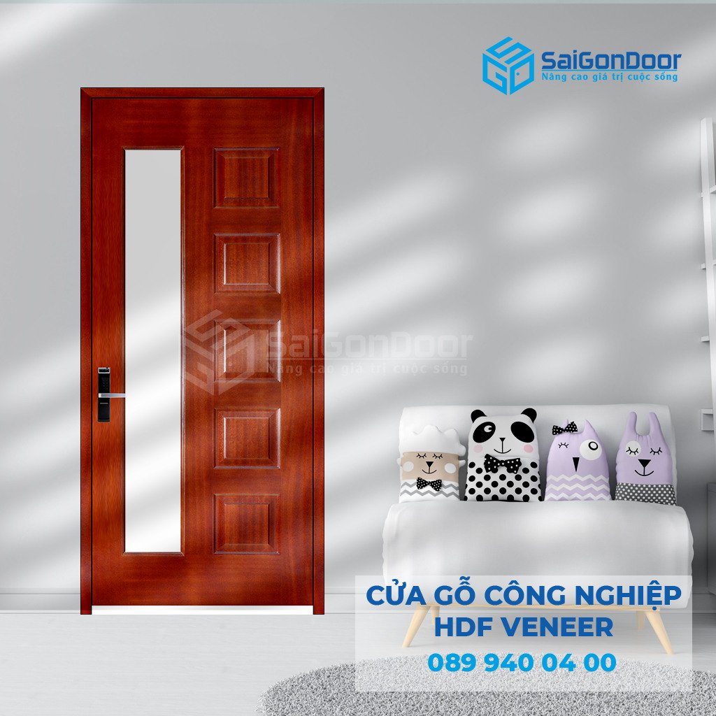 Cua-go-HDF-Veneer-6GL-cam-xe-7-SGD.jpg