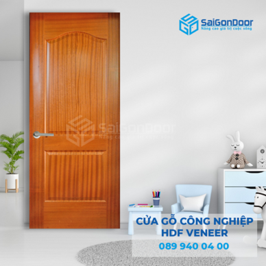 cua-go-chiu-nuoc-1