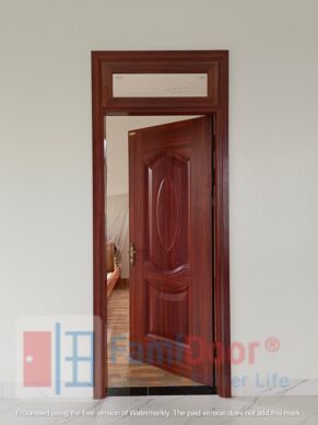 Mẫu cửa thép vân gỗ có ô thoáng kính