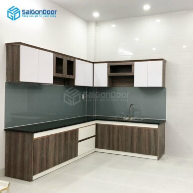 SAIGONDOOR ĐƠN VỊ THI CÔNG TỦ QUẦN ÁO GIÁ RẺ 2.600.000Đ/MD