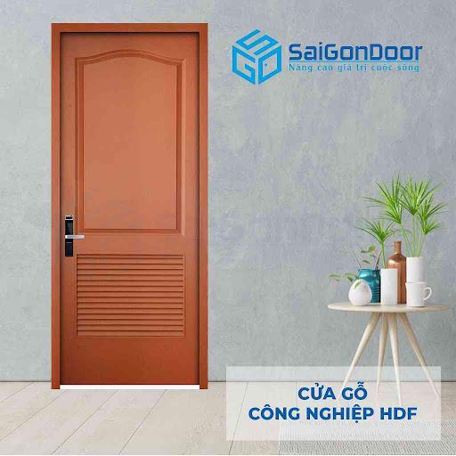 Thi công cửa gỗ công nghiệp HDF Saigondoor tại Quảng Nam Thi công cửa gỗ công nghiệp HDF Saigondoor tại Quảng Nam