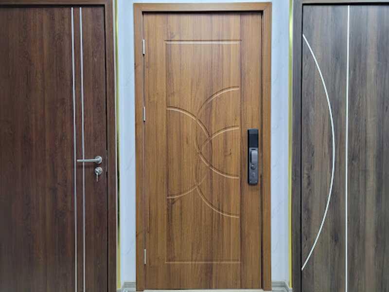 Cửa thường được sử dụng trong các khu trung tâm thương mại