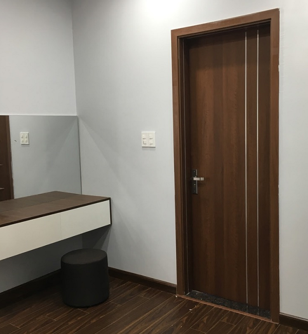Cửa gỗ nhựa composite là gì? Ưu điểm nổi bật cửa gỗ nhựa composite