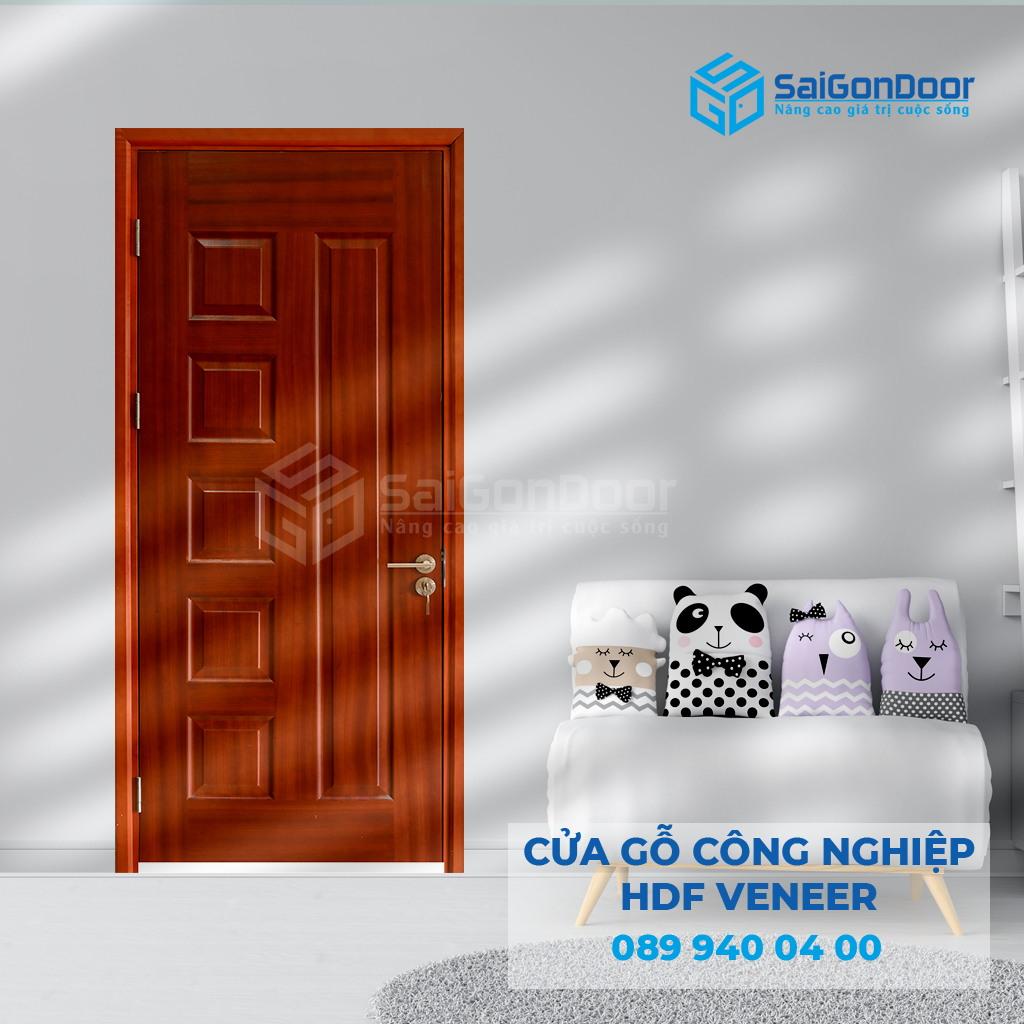 Cua-go-HDF-Veneer-6B-xoan-dao-SGD.jpg