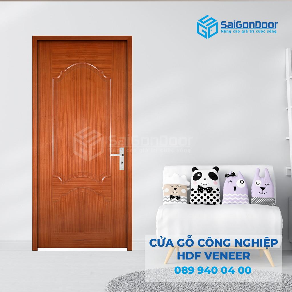 Cua-go-cong-nghiep-HDF-Veneer-2A-xoan-dao-SGD.jpg