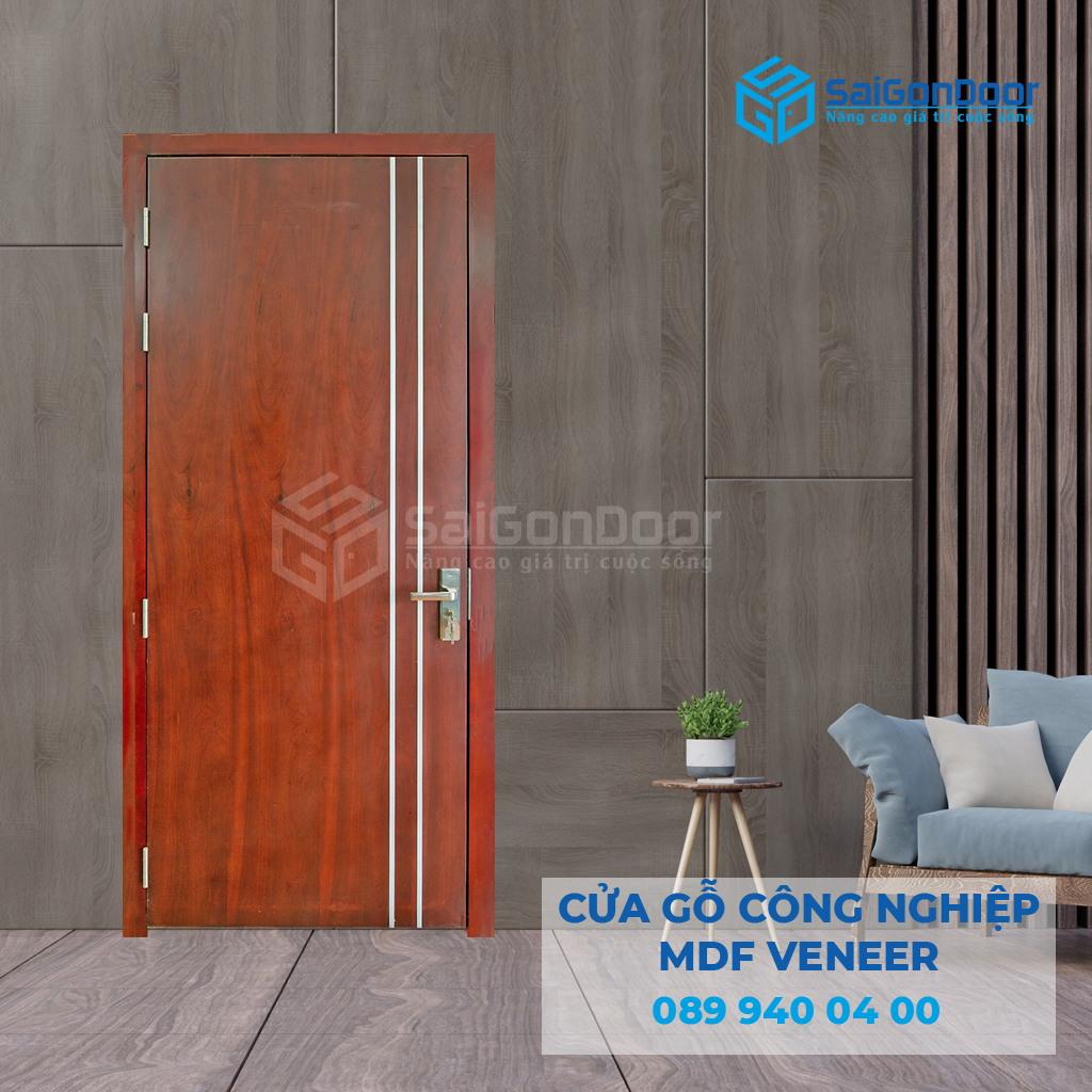 Cua-go-MDF-veneer-P1R2-cam-xe-2-SGD.jpg