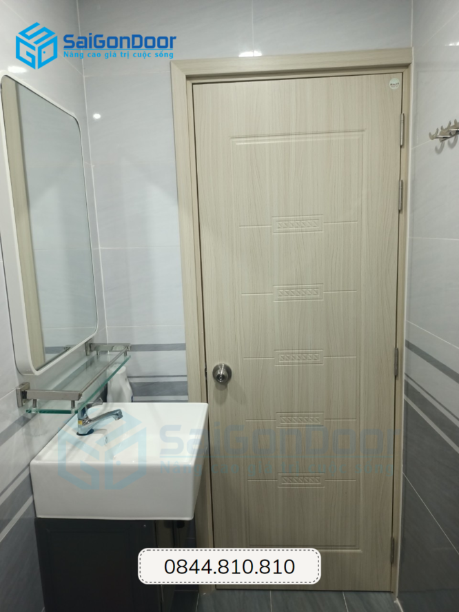 LẮP ĐẶT CỬA NHỰA CHỊU NƯỚC CHO NHÀ TẮM