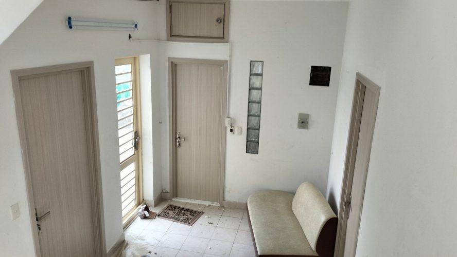 HOÀN THIỆN THI CÔNG CỬA NHỰA NHÀ TẮM TẠI PHƯỜNG THỚI AN
