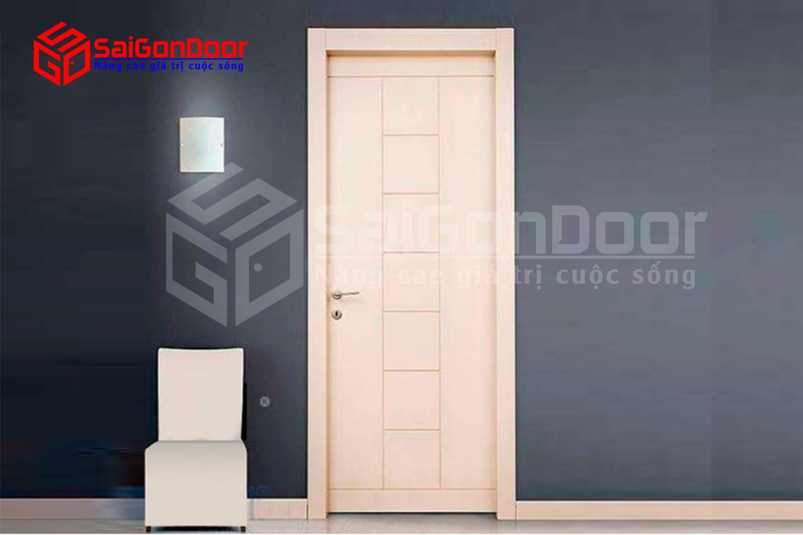 Cửa phòng ngủ được làm từ gỗ công nghiệp