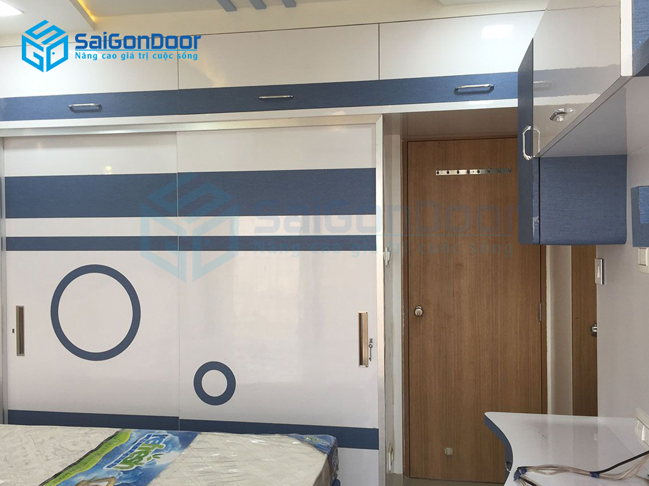 Các loại cửa phù hợp cho phòng ngủ
